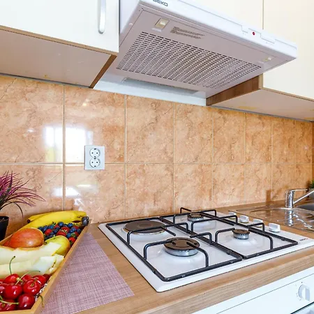 Apartman Lavanda *