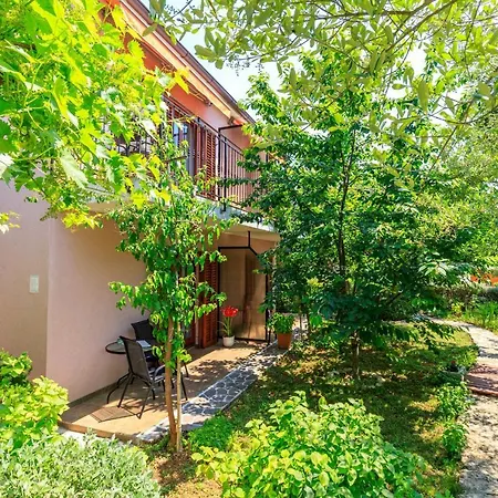 Lavanda Apartment *